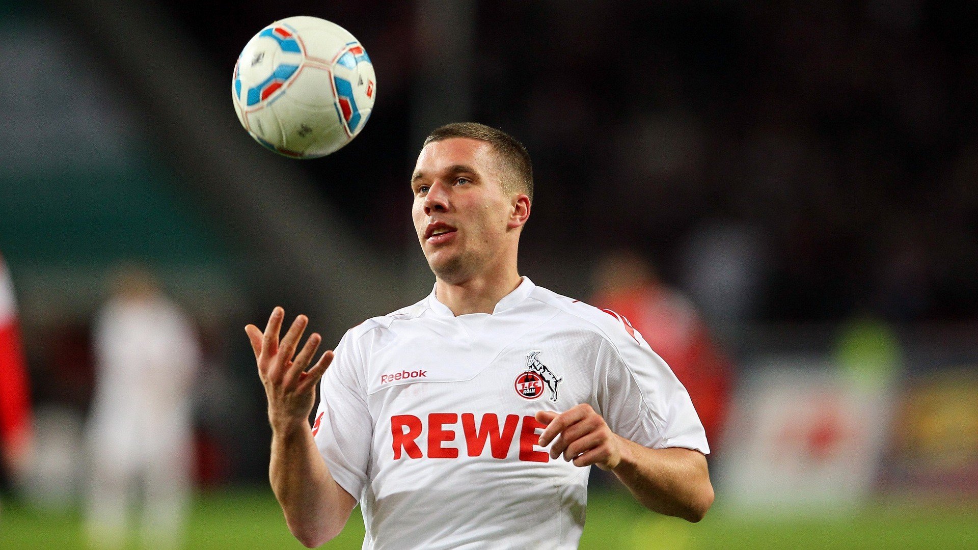 开云在线登入-2比1！山东泰山主场难完美收官，瓦科错失点球遗憾，山东泰山队比赛结果